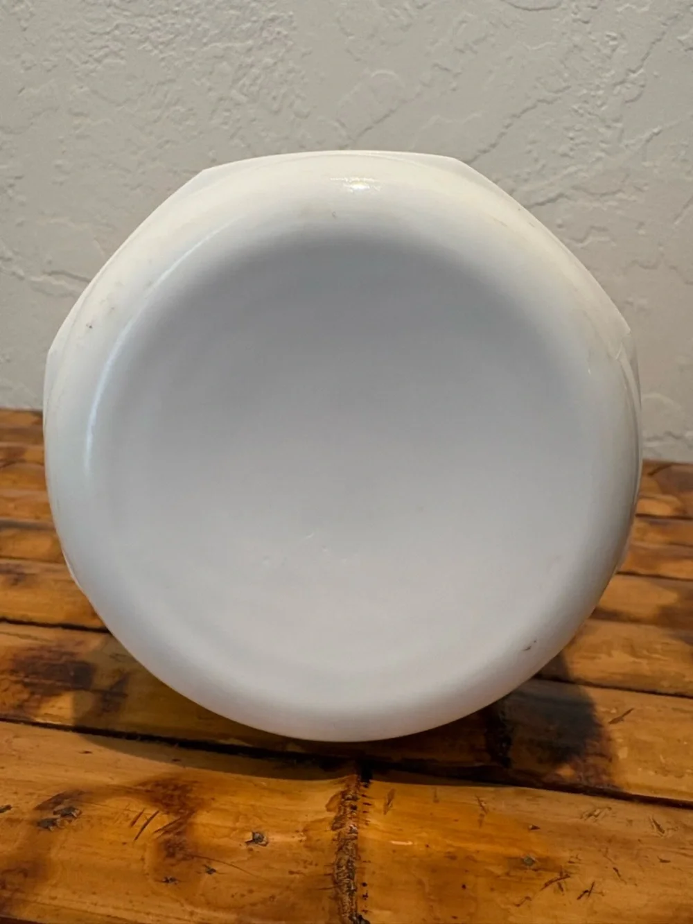 Vintage Milk Glass Planter White Chinoiserie Asian Motif Textured Relief 4”high